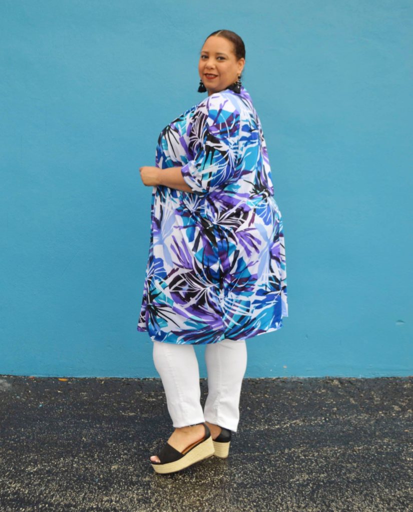 fashion blogger farrah estrella wearing a custom kimono by Designer Steffany Allen 
