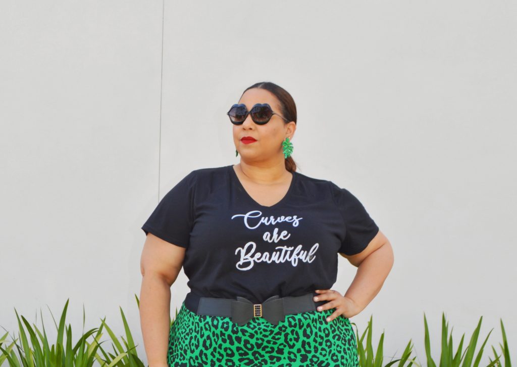 curves are beautiful plus size graphic tee