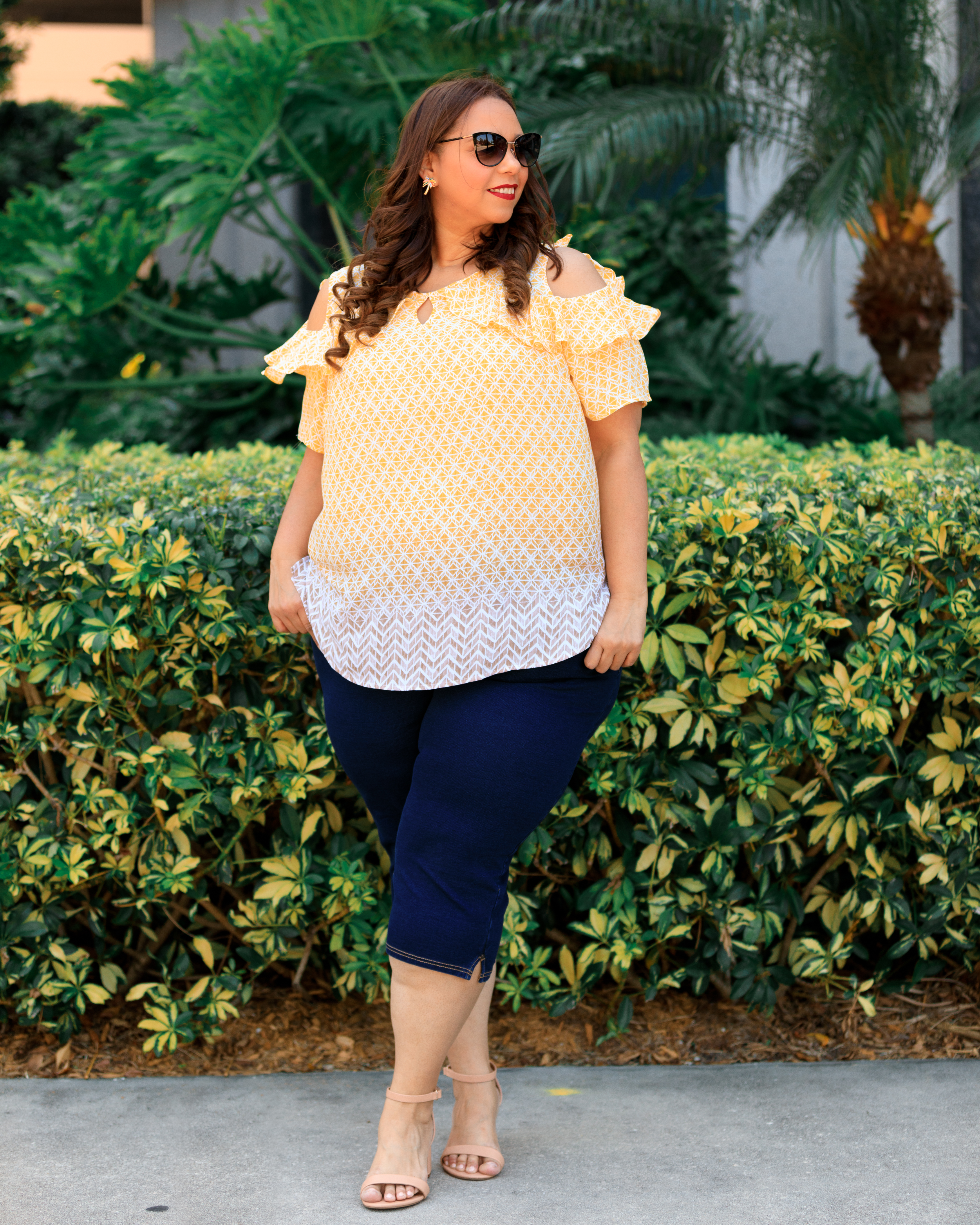 Tampa Fashion blogger Farrah Estrella